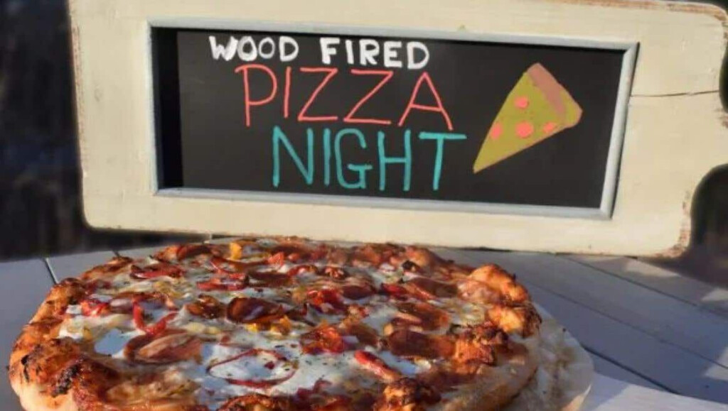 Wood Fired Homemade Pizza Char Broil Char Broil Recipe In 2022 